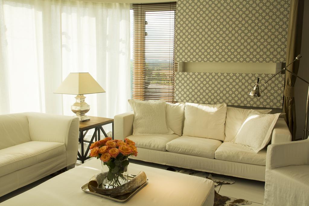 Pavi Apts Ljubljana - Private Rooftop Swimming Pool Room photo