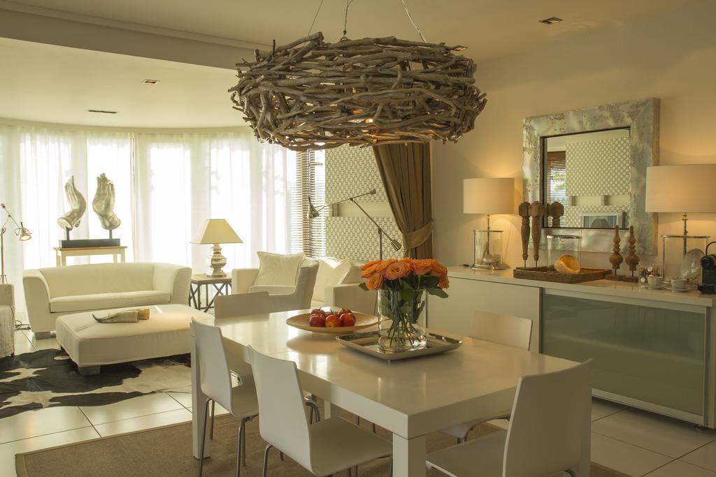 Pavi Apts Ljubljana - Private Rooftop Swimming Pool Room photo